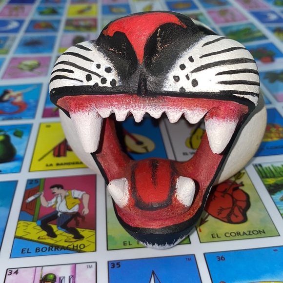 •handmade• Cougar Head - Oaxacan Alebrije Wood Carving - Picture 11 of 14